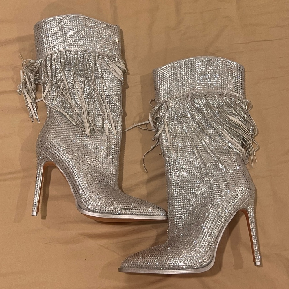 Fringe Rhinestone heeled cowboy boots ✨✨✨7.5W